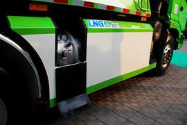 欧曼ETX&nbsp;自卸车底盘                                                图片