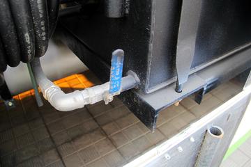 ���� ŷ��ETX 9ϵ�ؿ� 350���� 6X4 5.8��LNG��ж��(������)(BJ3253VLPCE-1)ͼƬ