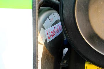 ���� ŷ��ETX 9ϵ�ؿ� 350���� 6X4 5.8��LNG��ж��(������)(BJ3253VLPCE-1)ͼƬ