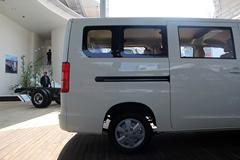 一汽佳宝 V80L 102马力 1.5L大面包车