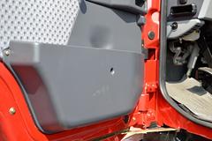 中国重汽 斯太尔M5G重卡 280马力 4X2牵引车(ZZ4181N361GD1)