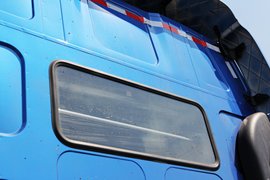 乘龙M5&nbsp;牵引车外观                                                图片