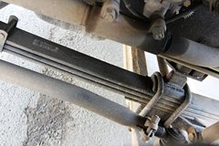 东风柳汽 乘龙M5重卡 340马力 6X2牵引车(国四)