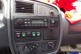 骏威J5K&nbsp;自卸车驾驶室                                               图片