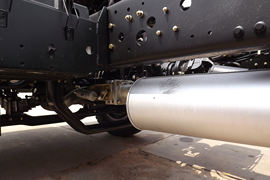 骏威J5K&nbsp;自卸车底盘                                                图片