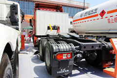 联合卡车 U340重卡 K金版 400马力 6X4 LNG牵引车(SQR4252N6ZT4)