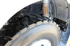 联合卡车 U340 340马力 6X4 5.6米LNG自卸车(SQR3252N6T4)