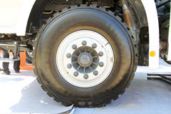 联合卡车 U340 340马力 6X4 5.6米LNG自卸车(SQR3252N6T4)