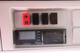 联合U系&nbsp;液化气体运输车驾驶室图片