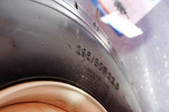 联合卡车U340 340马力 8X4 LNG运输车(SQR1311N6T6-E) 联合卡车U340 340马力 8X4 LNG运输车(SQR1311N6T6-E)