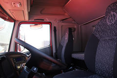 北奔 V3M重卡 336马力 6X2 LNG牵引车(ND4240L27J7Z01)