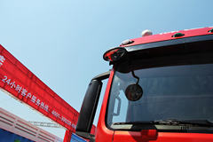 陕汽重卡 德龙新M3000 336马力 6X2 LNG牵引车(SX4256GR279TL)