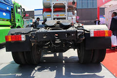 陕汽重卡 德龙新M3000 336马力 6X2 LNG牵引车(SX4256GR279TL)