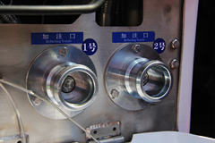 陕汽重卡 德龙新M3000 336马力 6X4 柴油/LNG 5.6米自卸车(渣土车)(SX3256MR384H)