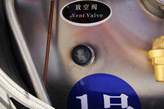 陕汽重卡 德龙新M3000 336马力 6X4 柴油/LNG 5.6米自卸车(渣土车)(SX3256MR384H)