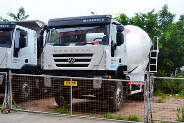 上汽红岩 杰狮 350马力 6X4 混凝土搅拌车(CQ5255GJBHTG424)