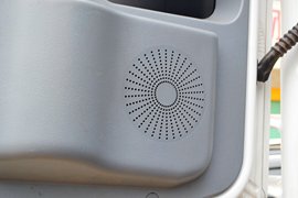 杰狮&nbsp;混凝土搅拌车驾驶室                                               图片