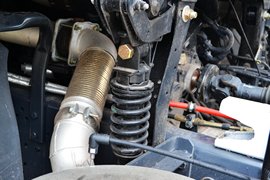 杰狮&nbsp;混凝土搅拌车底盘                                                图片