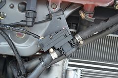 东风柳汽 乘龙M5重卡 240马力 6X2 9.6米排半载货车(底盘)(LZ5250XXYM5CA)