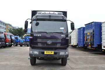 东风柳汽 新乘龙M3中卡 210马力 4X2 6.75米载货车底盘(LZ1165M3ABT)