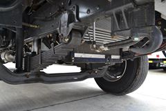 东风柳汽 乘龙M3中卡 180马力 4X2 7.7米厢式排半载货车(LZ5162XXYRAPA)