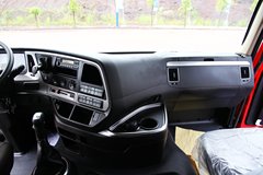 四川现代 创虎XCIENT重卡 360马力 6X4 6米自卸车(CHM3251KPQ52M)