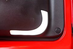 四川现代 创虎XCIENT重卡 360马力 6X4 6米自卸车(CHM3251KPQ52M)