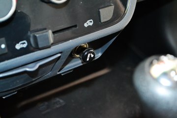 �� С��ʨ 82���� 1.3L�����(����)ͼƬ