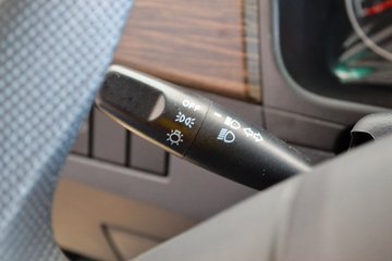 �� С��ʨ 82���� 1.3L�����(����)ͼƬ