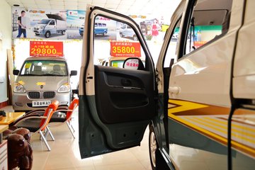 �� С��ʨ 82���� 1.3L�����(����)ͼƬ