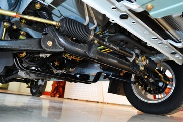 �� С��ʨ 82���� 1.3L�����(SY6420C4SBW)(����)ͼƬ