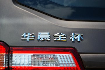 �� С��ʨ 82���� 1.3L�����(SY6420C4SBW)ͼƬ