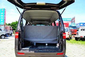 �� С��ʨ 82���� 1.3L�����(SY6420C4SBW)ͼƬ