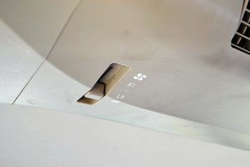 �� С��ʨ 82���� 1.3L�����(SY6420C4SBW)ͼƬ