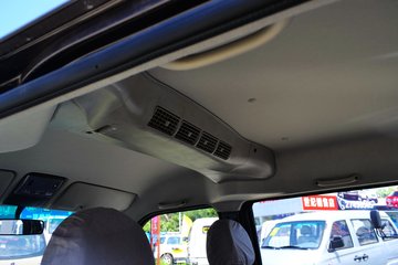 �� С��ʨ 82���� 1.3L�����(SY6420C4SBW)ͼƬ