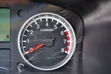 �� С��ʨ 82���� 1.3L�����(SY6420C4SBW)ͼƬ