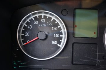 �� С��ʨ 82���� 1.3L�����(SY6420C4SBW)ͼƬ