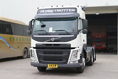 沃尔沃 新FM重卡 460马力 6X2R牵引车
