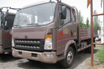 中国重汽HOWO 统帅 168马力 5.75米排半栏板载货车(10挡)(ZZ1147H451CE1)