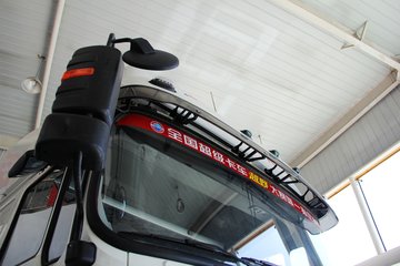 �����ؿ� ����F3000 380���� 6X4 LNGǣ����(SX4258NT384TL)ͼƬ