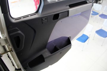 �����ؿ� ����F3000 380���� 6X4 LNGǣ����(SX4258NT384TL)ͼƬ