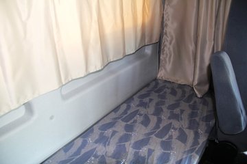 �����ؿ� ����F3000 380���� 6X4 LNGǣ����(SX4258NT384TL)ͼƬ