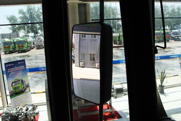 �����ؿ� ����F3000 380���� 6X4 LNGǣ����(SX4258NT384TL)ͼƬ