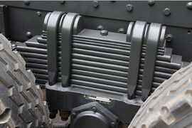 乘龙M3&nbsp;自卸车底盘                                                图片