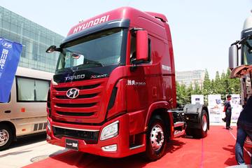 四川现代 创虎XCIENTP360重卡 360马力 4X2牵引车