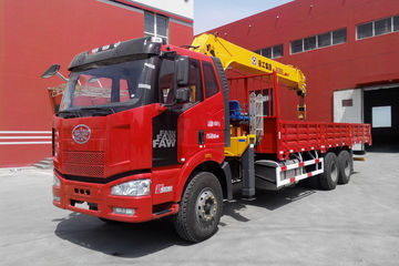 一汽解放 J6M 240马力 6X4 随车吊(CA5250JSQP63K1L5T1E4)