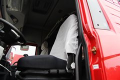 青岛解放 悍V重卡 336马力 6X2 LNG牵引车(CA4226P1K15T3NE5A80)