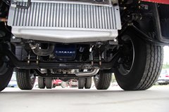 青岛解放 悍V重卡 336马力 6X2 LNG牵引车(CA4226P1K15T3NE5A80)