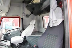 青岛解放 天V重卡 420马力 6X4牵引车(CA4259P2K2T1E4A80)