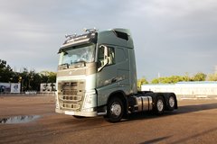 沃尔沃 新FH重卡 460马力 6X2R牵引车